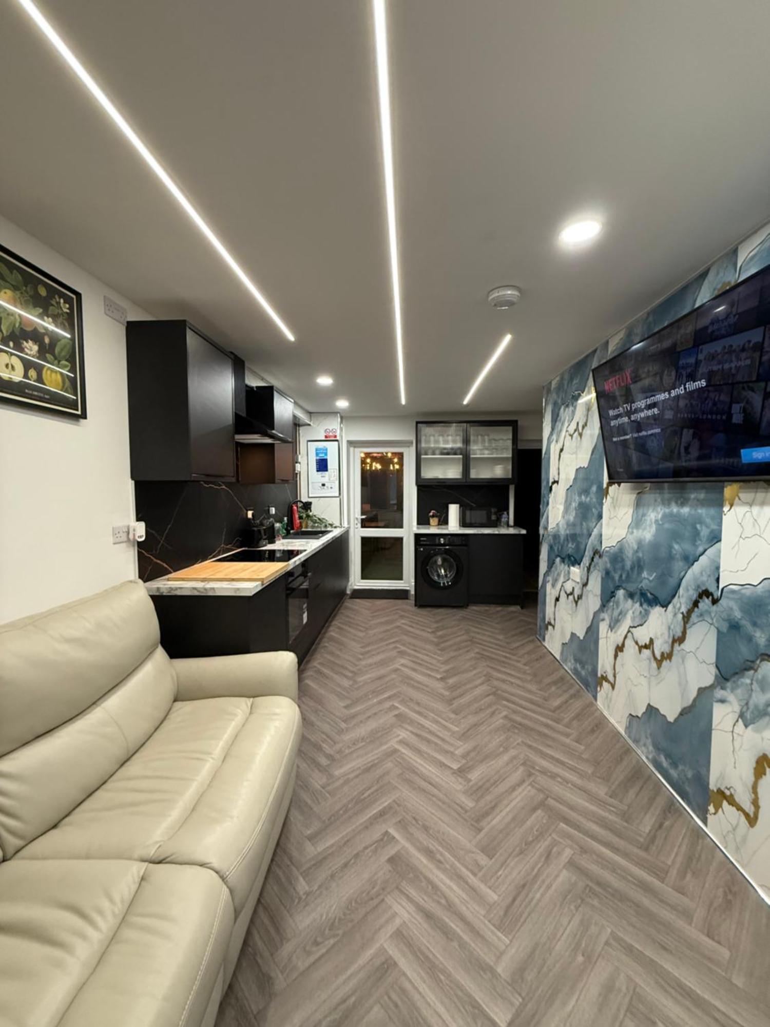 Birmingham City Centre- 9 Bed House With Free Parking Εξωτερικό φωτογραφία