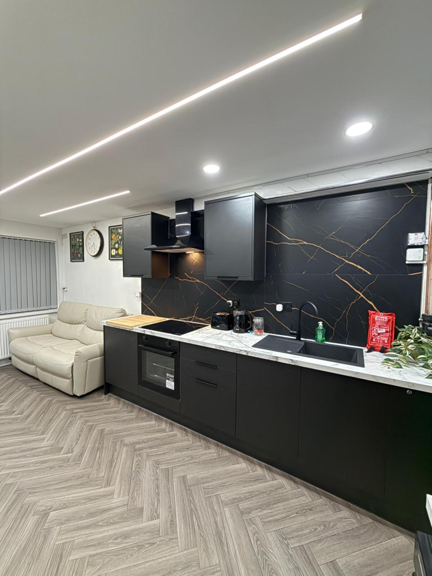 Birmingham City Centre- 9 Bed House With Free Parking Εξωτερικό φωτογραφία