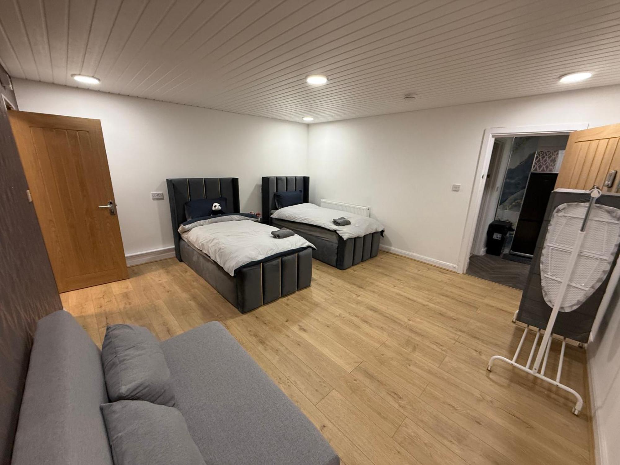 Birmingham City Centre- 9 Bed House With Free Parking Εξωτερικό φωτογραφία