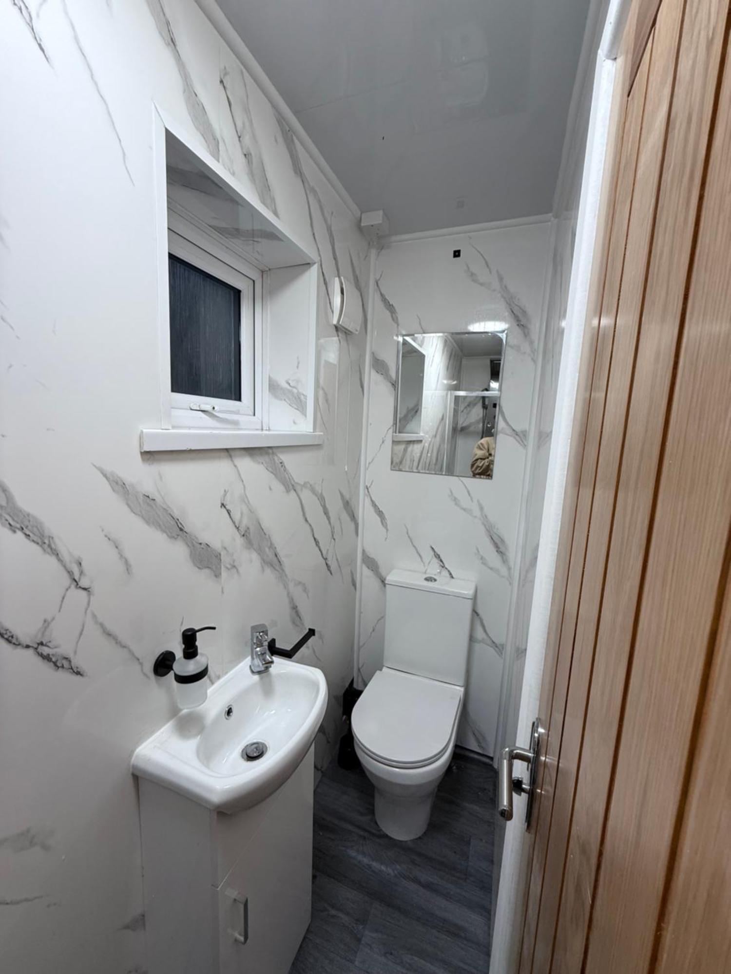 Birmingham City Centre- 9 Bed House With Free Parking Εξωτερικό φωτογραφία